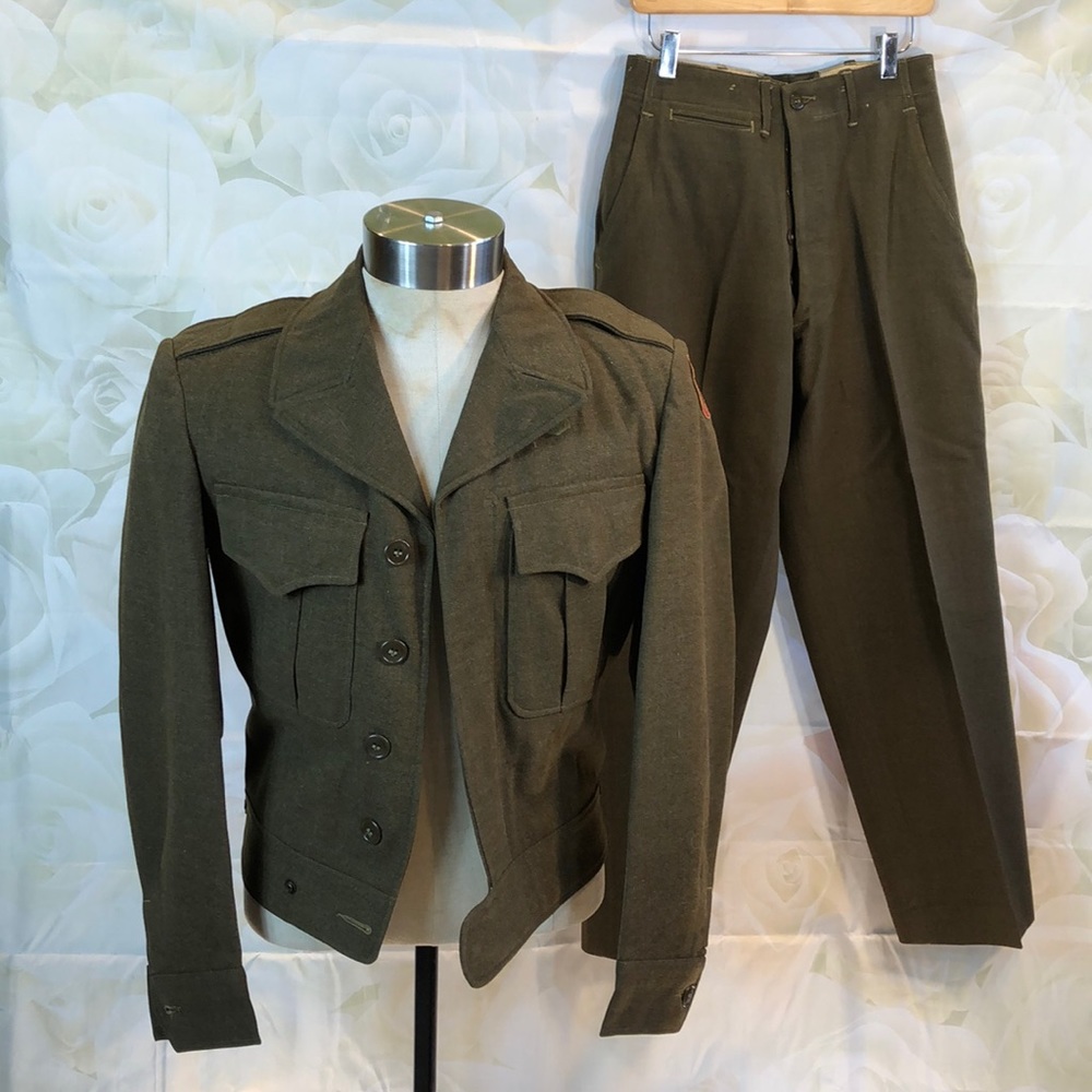Military 2-piece jacket pants small 34r
